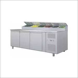 3 Door Under Counter Pizza Makeline Refrigerator